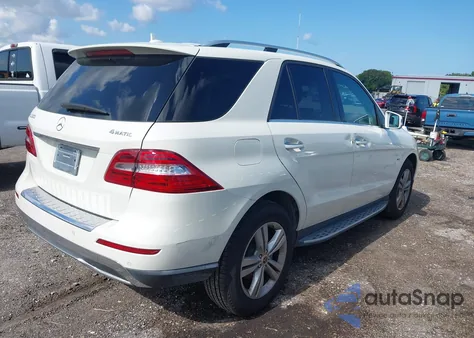 2012 Mercedes-Benz Ml 350 4Matic z USA, uszkodzony, nr VIN 4JGDA5HB5CA022300